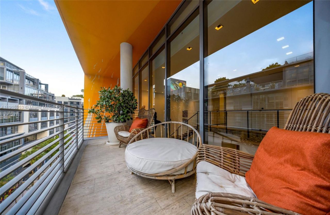 250 NW 24th St, Unit PHA, Miami, FL 33127 Photo