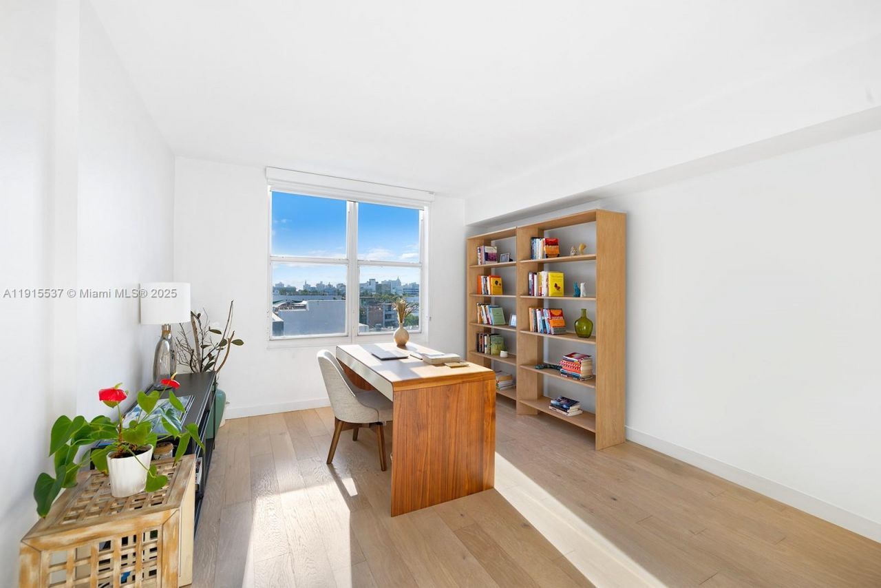 1800 Sunset Harbour Dr, Unit 803, Miami Beach, FL 33139 Photo