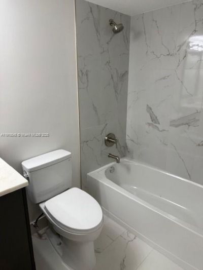 400 Commodore Dr, Unit 108, Plantation, FL 33325 Photo