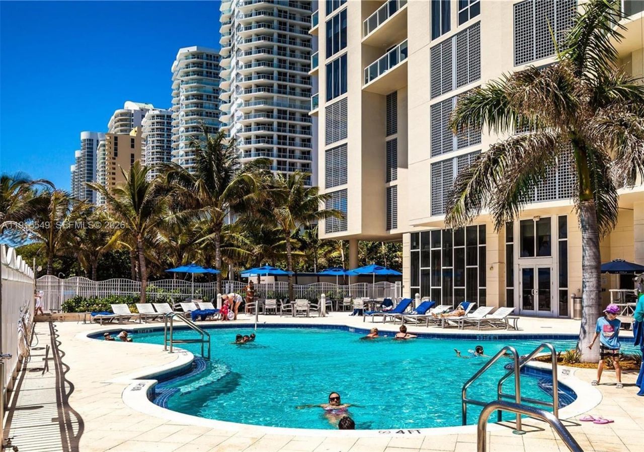 16699 Collins Ave, Unit 1105, Sunny Isles Beach, FL 33160 Photo