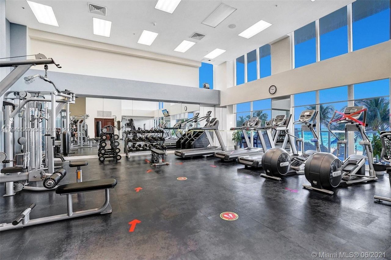 16699 Collins Ave, Unit 1105, Sunny Isles Beach, FL 33160 Photo