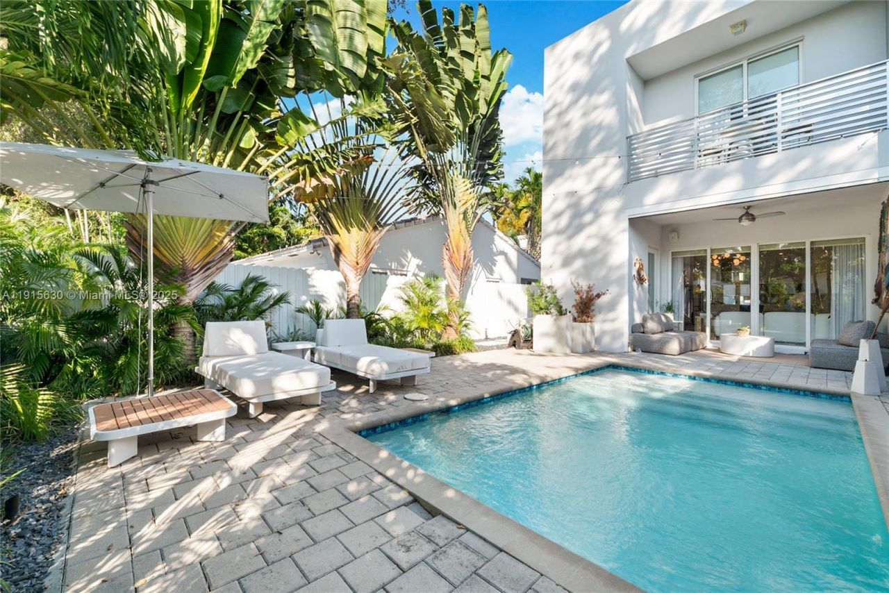 2410 SW 16th Ave, Miami, FL 33145 Photo