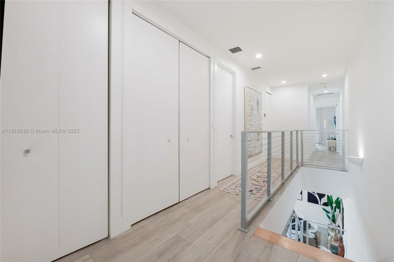 2410 SW 16th Ave, Miami, FL 33145 Photo