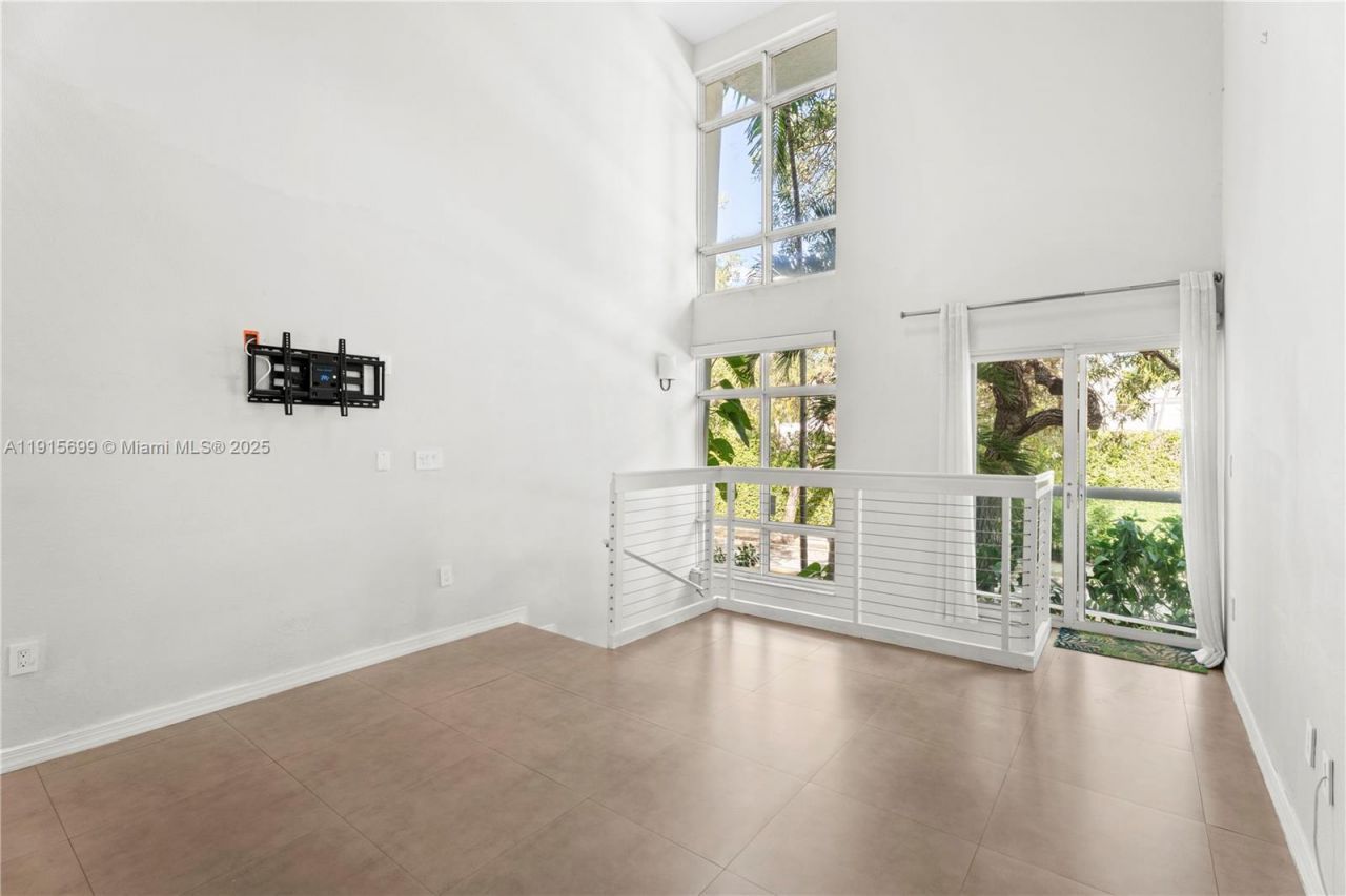 1853 Jefferson Ave, Unit 6, Miami Beach, FL 33139 Photo