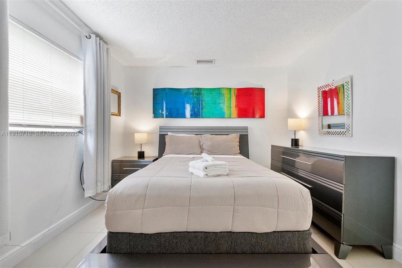 5800 NE 18th Ave, Fort Lauderdale, FL 33334 Photo