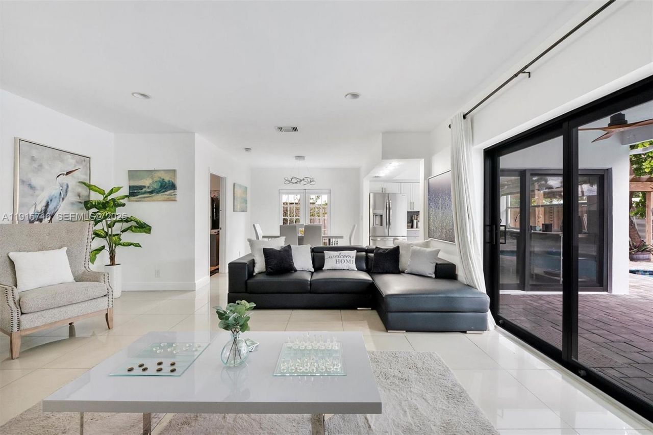 5800 NE 18th Ave, Fort Lauderdale, FL 33334 Photo