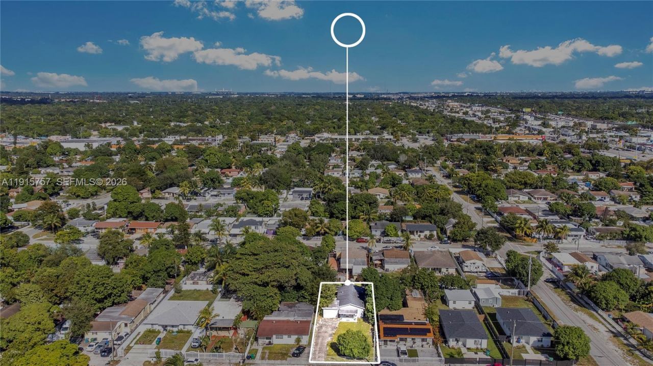 827 NW 114th St, Miami, FL 33168 Photo