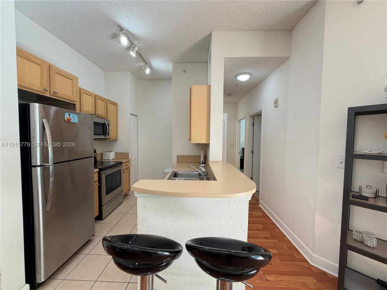 6001 SW 70th St, Unit 115, South Miami, FL 33143 Photo