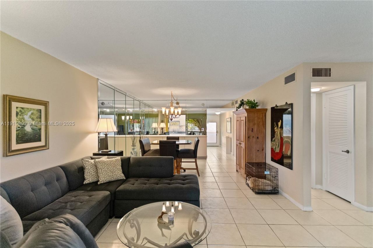 8940 S Hollybrook Blvd, Unit 53-304, Pembroke Pines, FL 33025 Photo