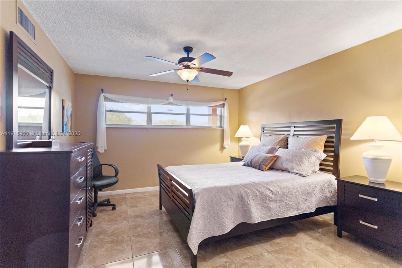 8940 S Hollybrook Blvd, Unit 53-304, Pembroke Pines, FL 33025 Photo