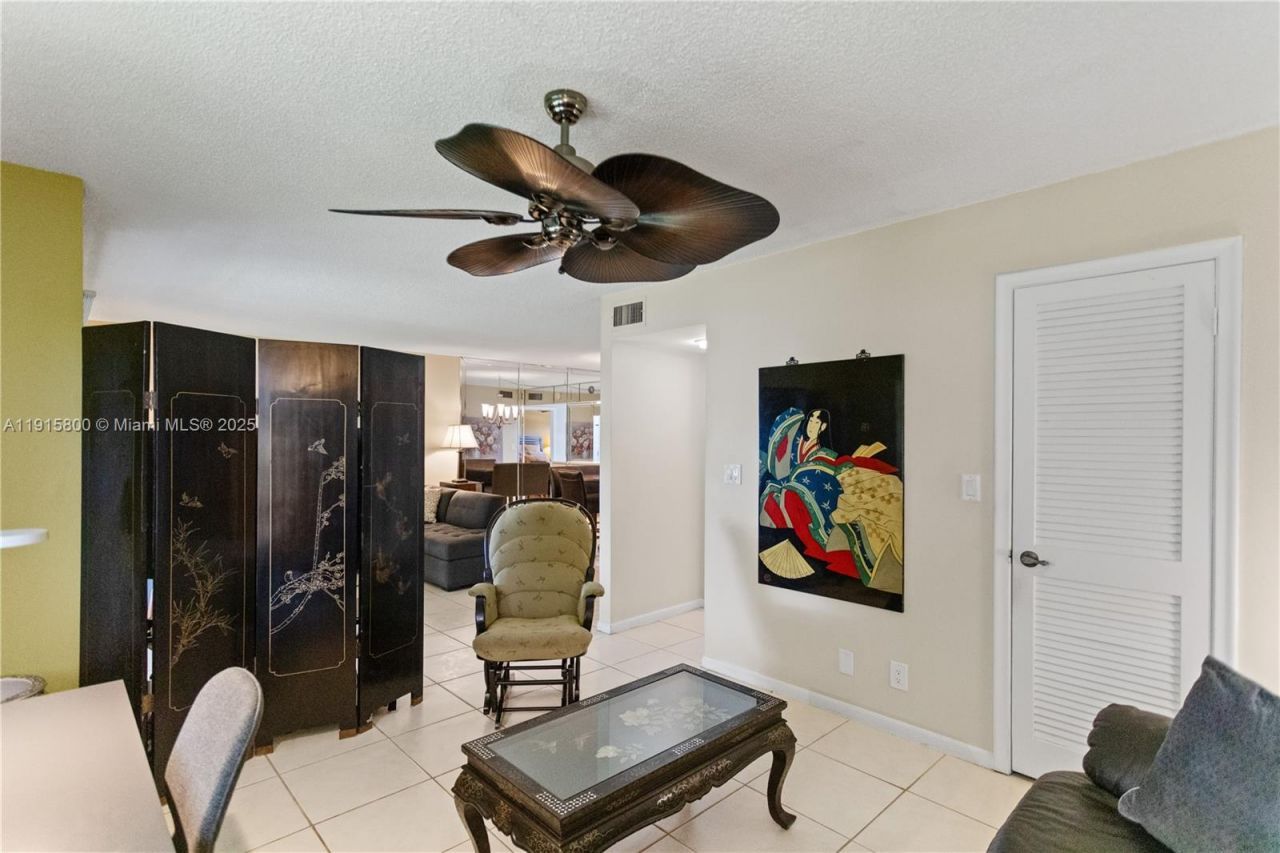 8940 S Hollybrook Blvd, Unit 53-304, Pembroke Pines, FL 33025 Photo