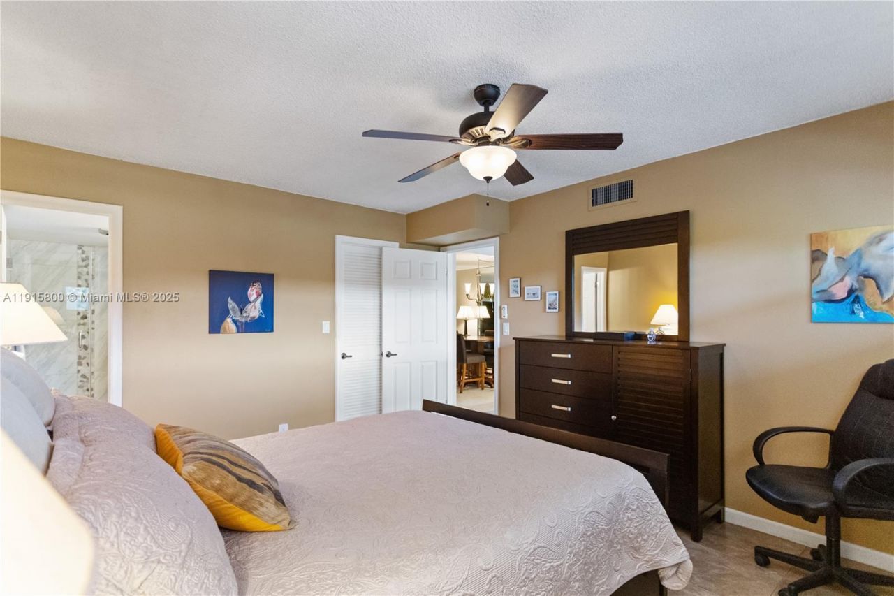 8940 S Hollybrook Blvd, Unit 53-304, Pembroke Pines, FL 33025 Photo