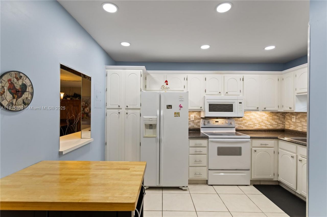 8940 S Hollybrook Blvd, Unit 53-304, Pembroke Pines, FL 33025 Photo