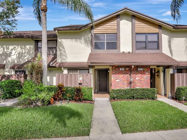 4615 S Carambola Cir S, Unit 27232, Coconut Creek, FL 33066