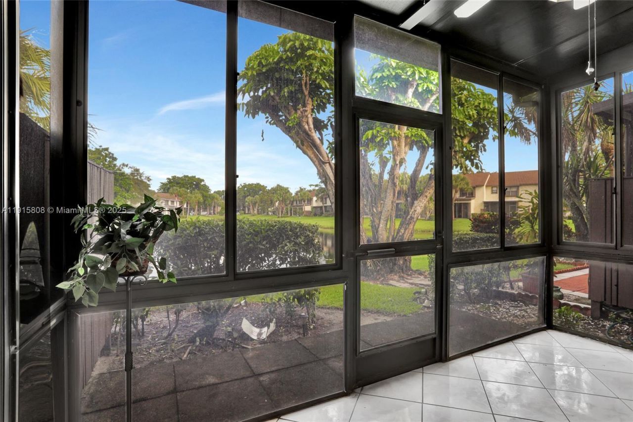 4615 S Carambola Cir S, Unit 27232, Coconut Creek, FL 33066 Photo