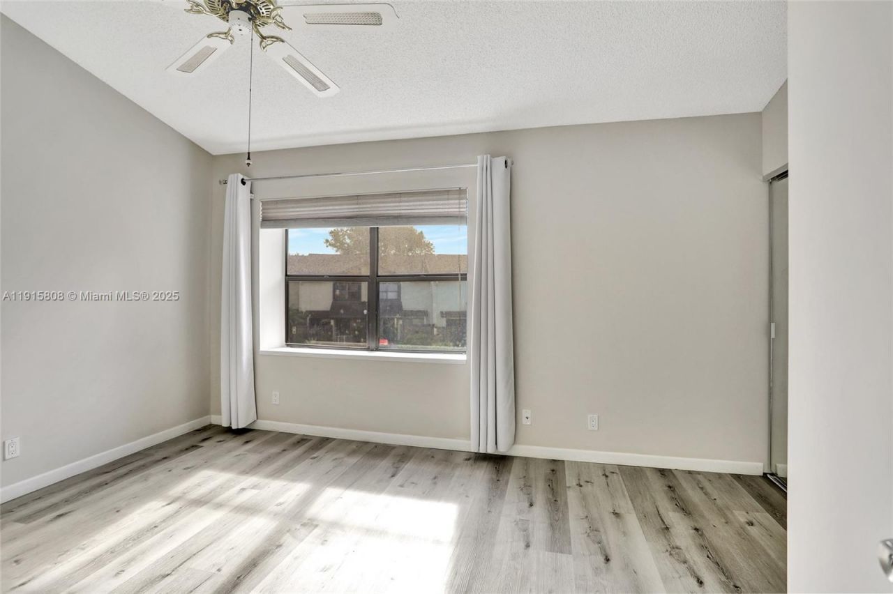 4615 S Carambola Cir S, Unit 27232, Coconut Creek, FL 33066 Photo