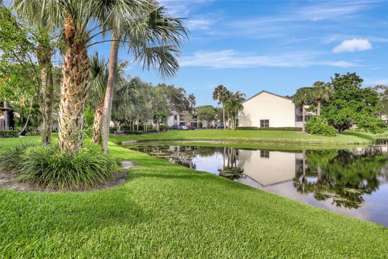 4615 S Carambola Cir S, Unit 27232, Coconut Creek, FL 33066 Photo