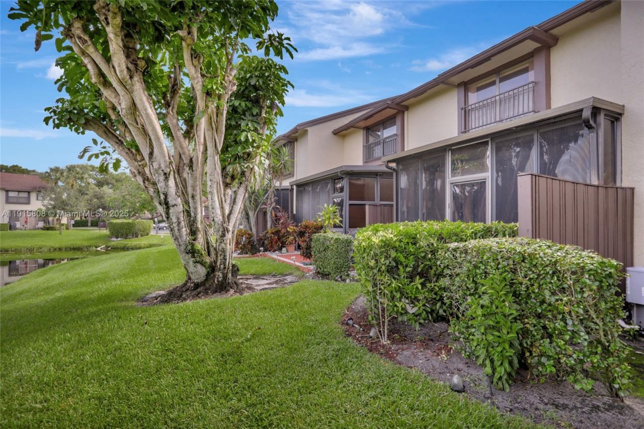 4615 S Carambola Cir S, Unit 27232, Coconut Creek, FL 33066 Photo