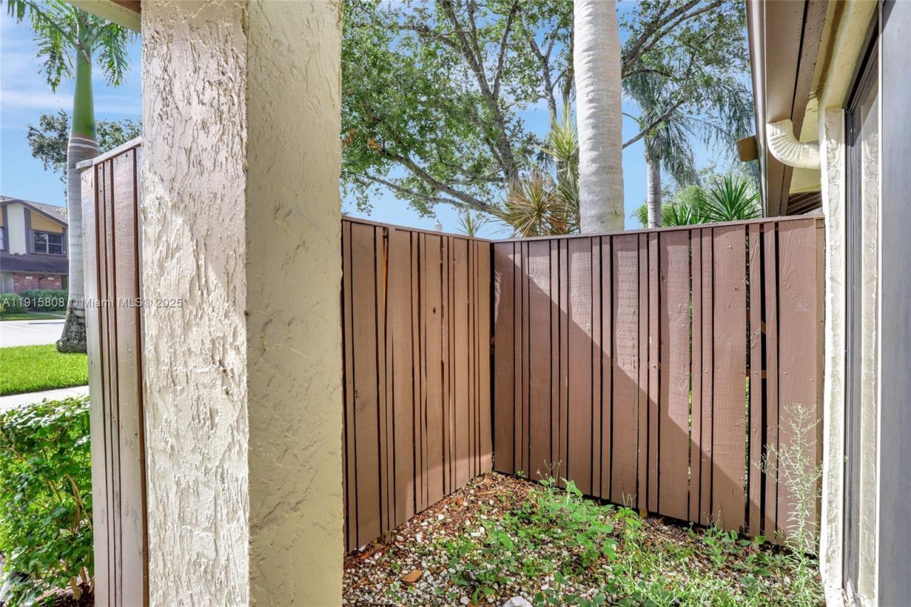 4615 S Carambola Cir S, Unit 27232, Coconut Creek, FL 33066 Photo