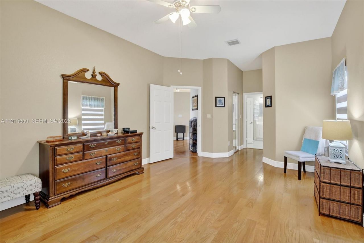 17061 NW 17th St, Pembroke Pines, FL 33028 Photo