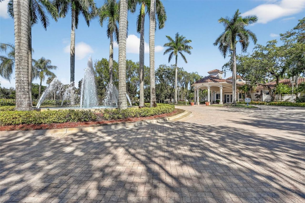 17061 NW 17th St, Pembroke Pines, FL 33028 Photo