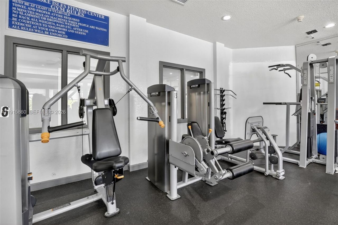 17061 NW 17th St, Pembroke Pines, FL 33028 Photo