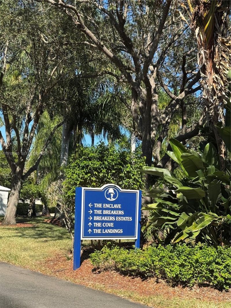 17061 NW 17th St, Pembroke Pines, FL 33028 Photo