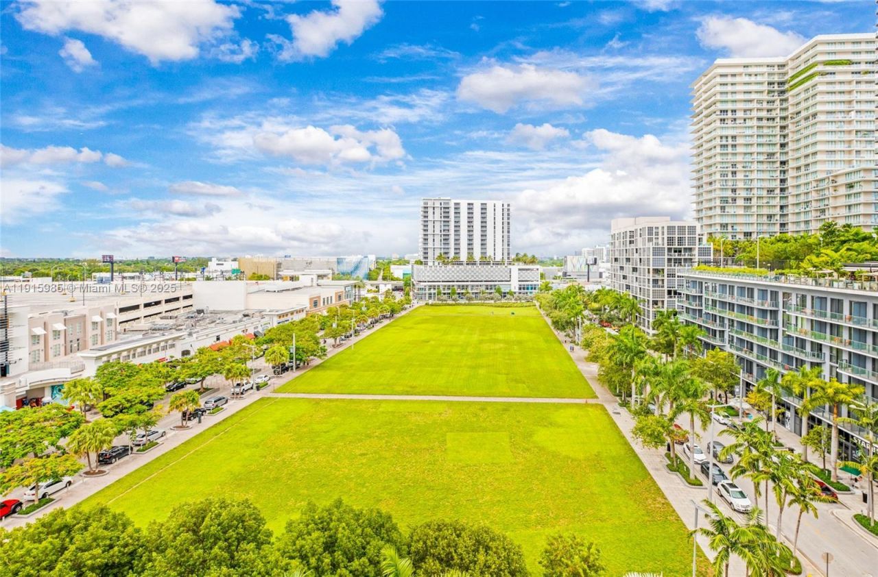 3250 NE 1st Ave, Unit 605, Miami, FL 33137 Photo