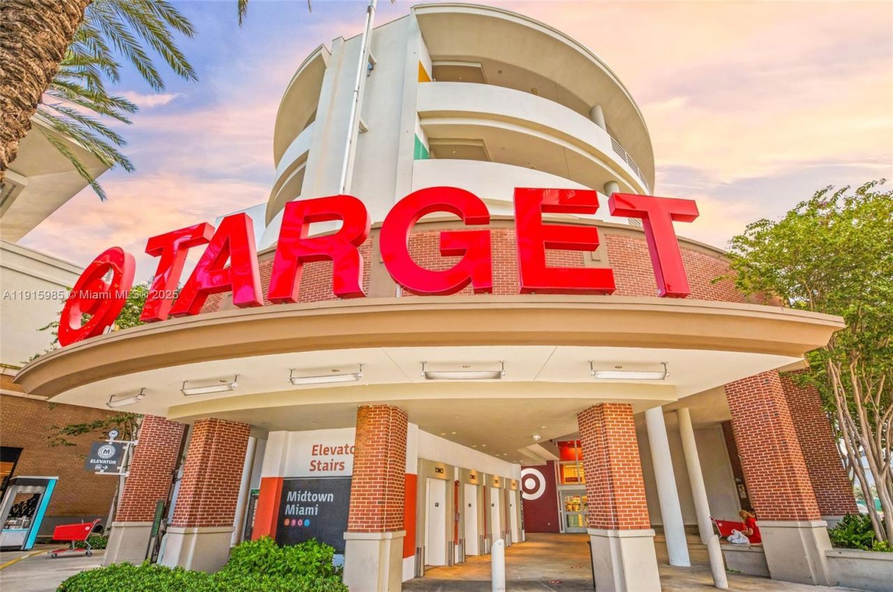 3250 NE 1st Ave, Unit 605, Miami, FL 33137 Photo