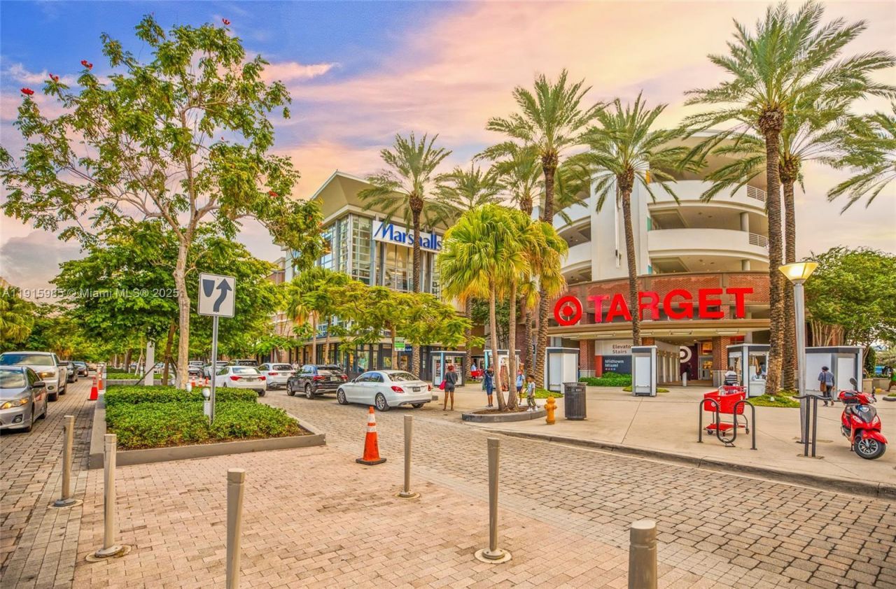 3250 NE 1st Ave, Unit 605, Miami, FL 33137 Photo