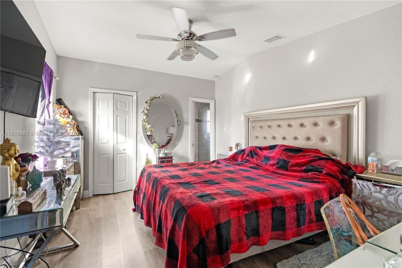 302 Floyd Ave S, Naples, FL 33976 Photo
