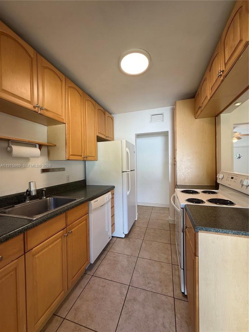 6141 SW 47th St, Unit 1, Miami, FL 33155 Photo