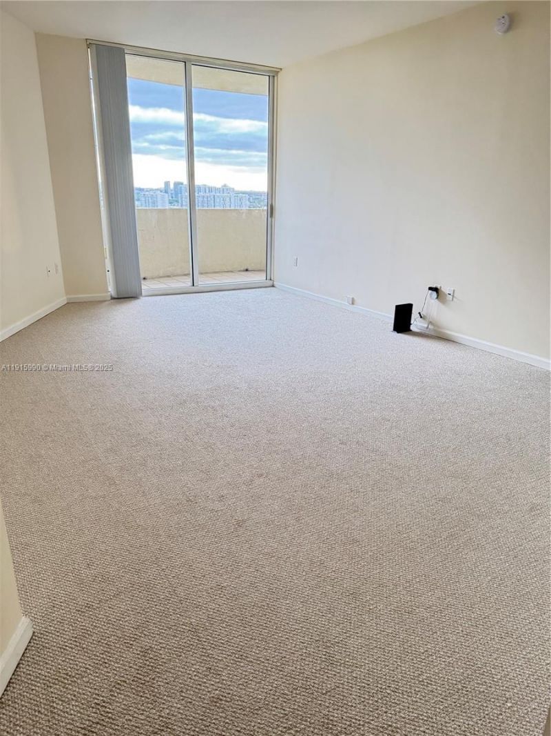 19501 W Country Club Dr, Unit PH-06, Aventura, FL 33180 Photo