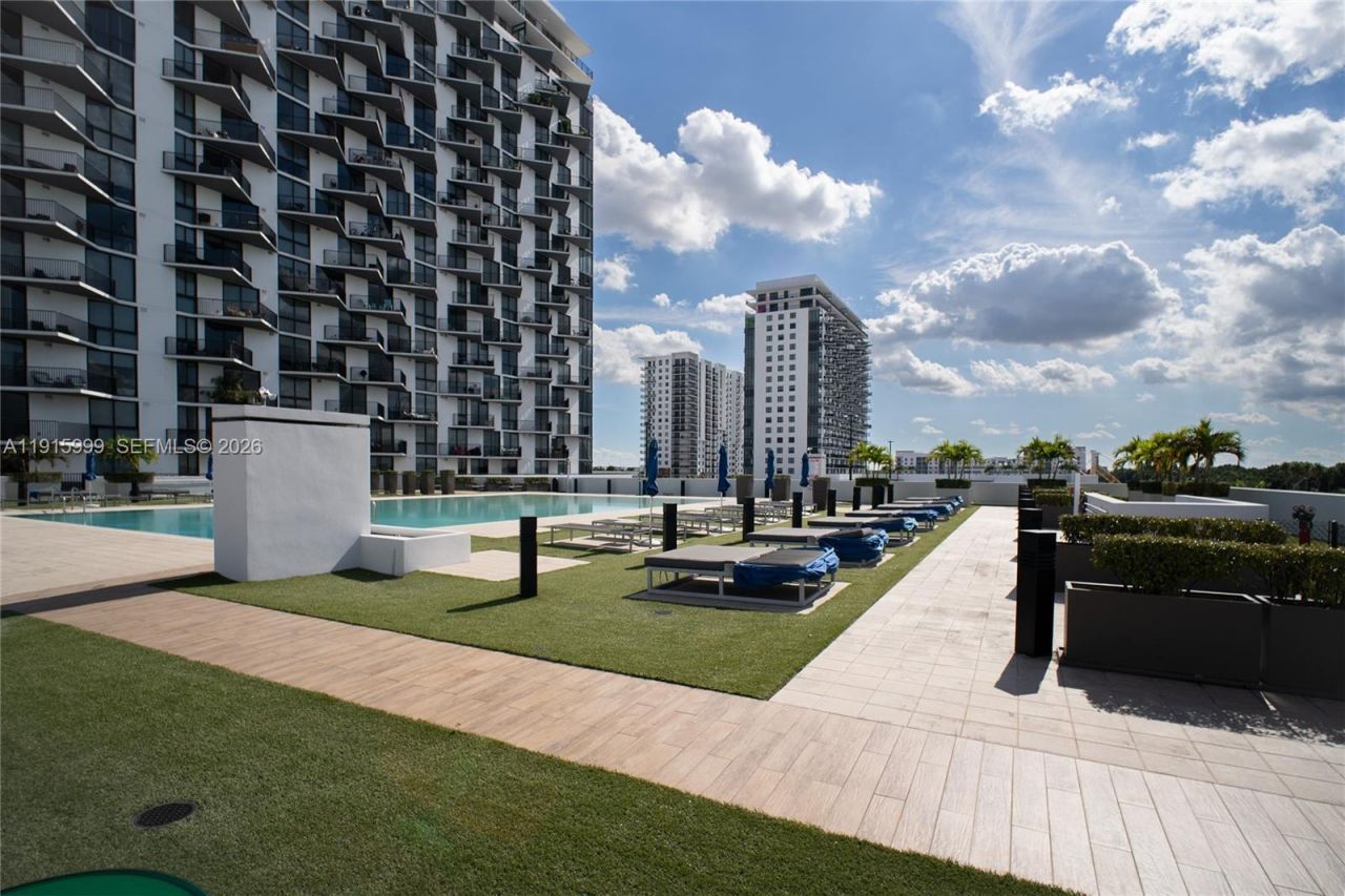 5300 Paseo Blvd, Unit 812, Doral, FL 33166 Photo