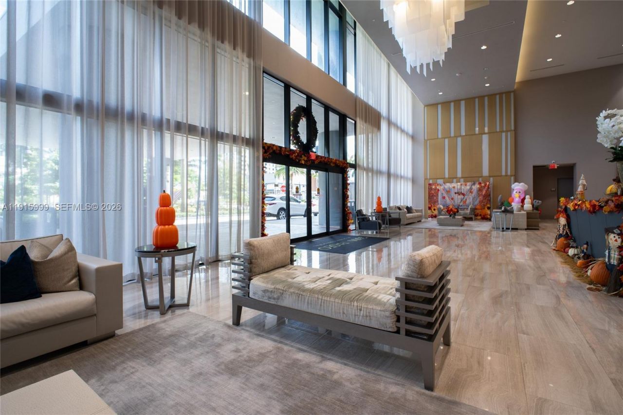 5300 Paseo Blvd, Unit 812, Doral, FL 33166 Photo