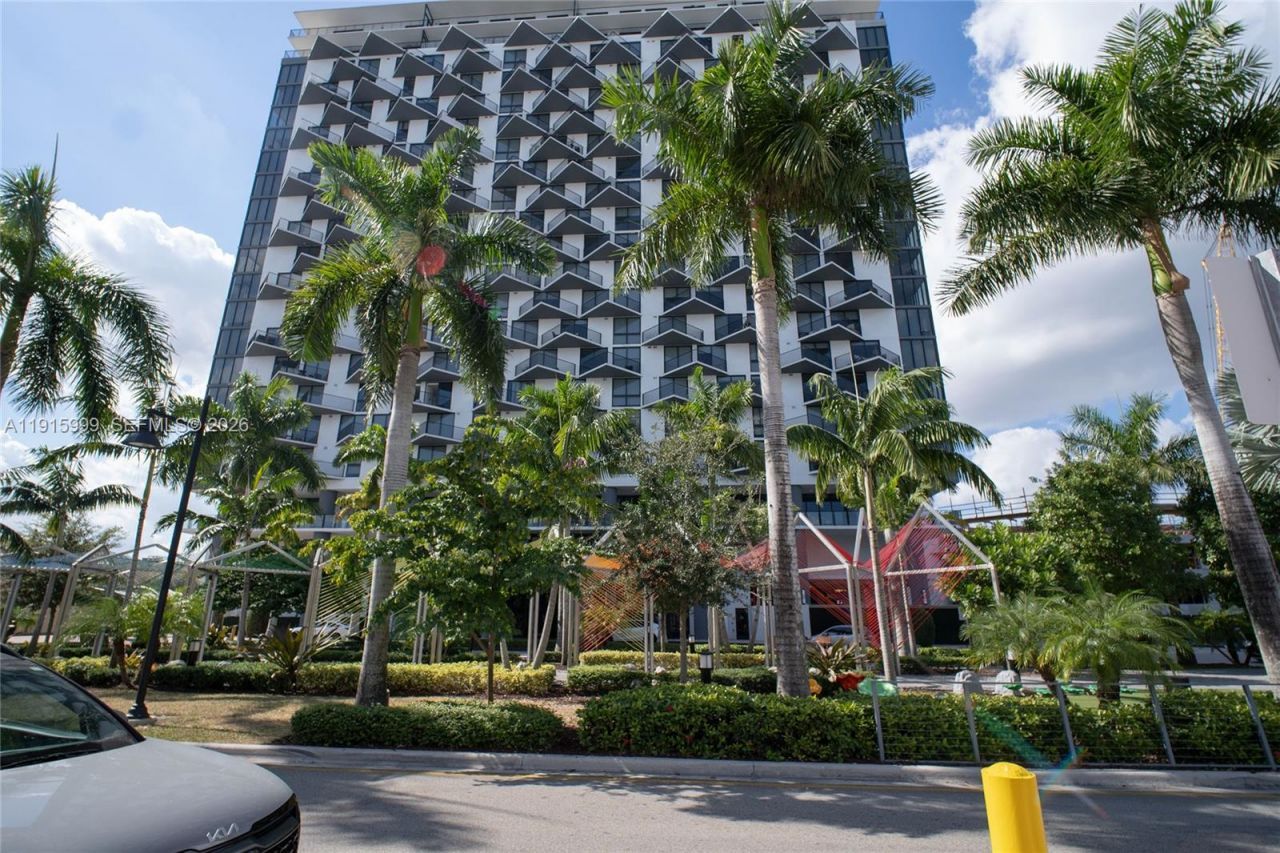 5300 Paseo Blvd, Unit 812, Doral, FL 33166 Photo