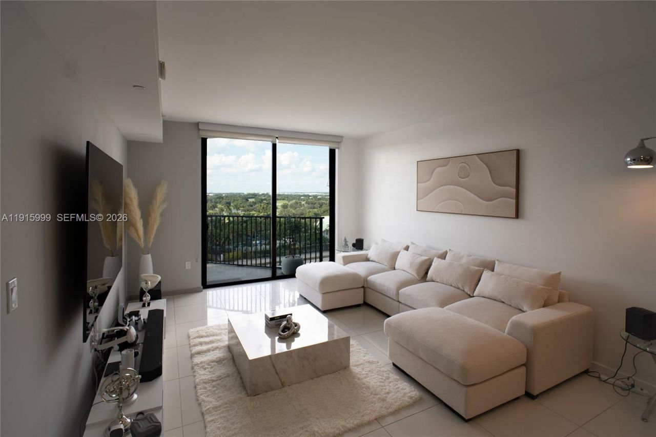 5300 Paseo Blvd, Unit 812, Doral, FL 33166 Photo