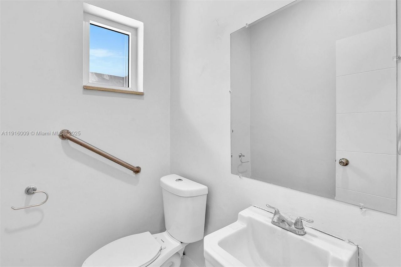 6244 Miramar Pw, Miramar, FL 33023 Photo