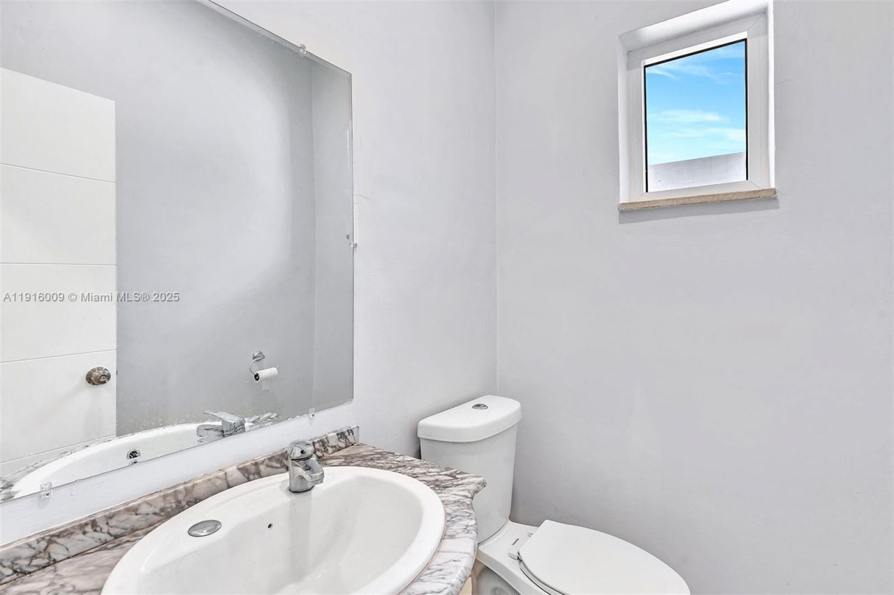 6244 Miramar Pw, Miramar, FL 33023 Photo