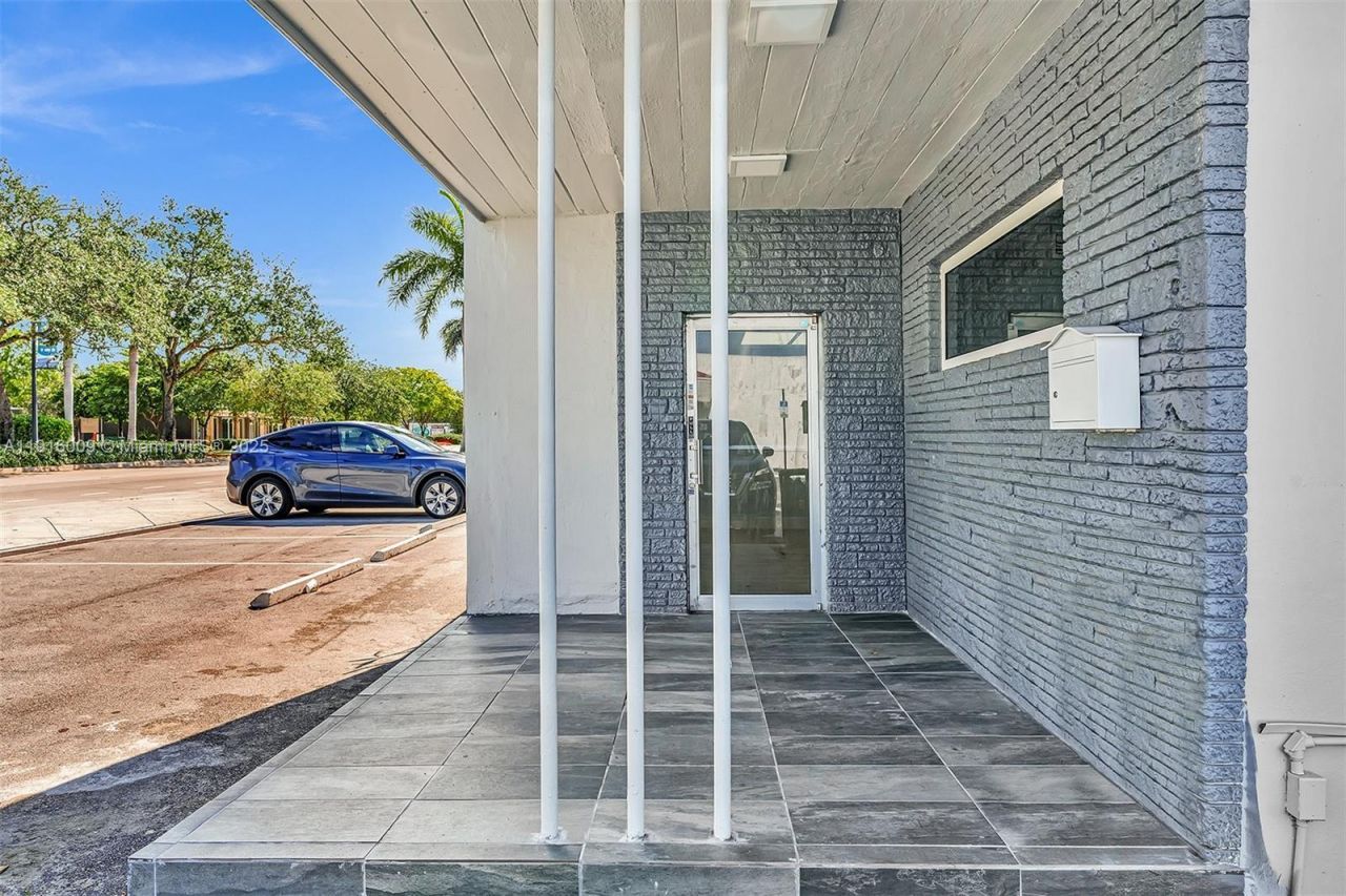 6244 Miramar Pw, Miramar, FL 33023 Photo