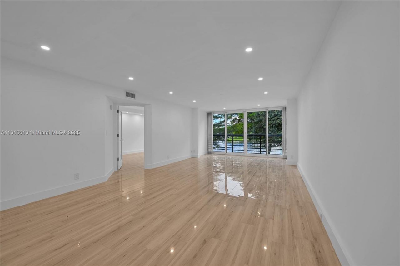 1703 Andros Isle, Unit G2, Coconut Creek, FL 33066 Photo