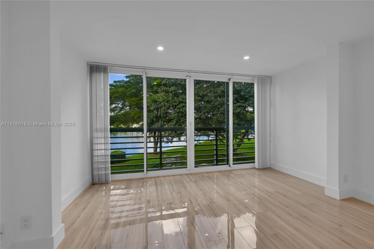 1703 Andros Isle, Unit G2, Coconut Creek, FL 33066 Photo