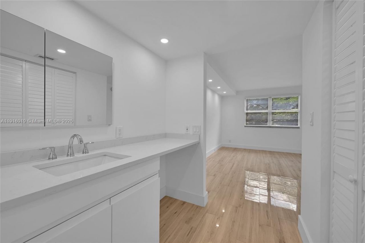 1703 Andros Isle, Unit G2, Coconut Creek, FL 33066 Photo