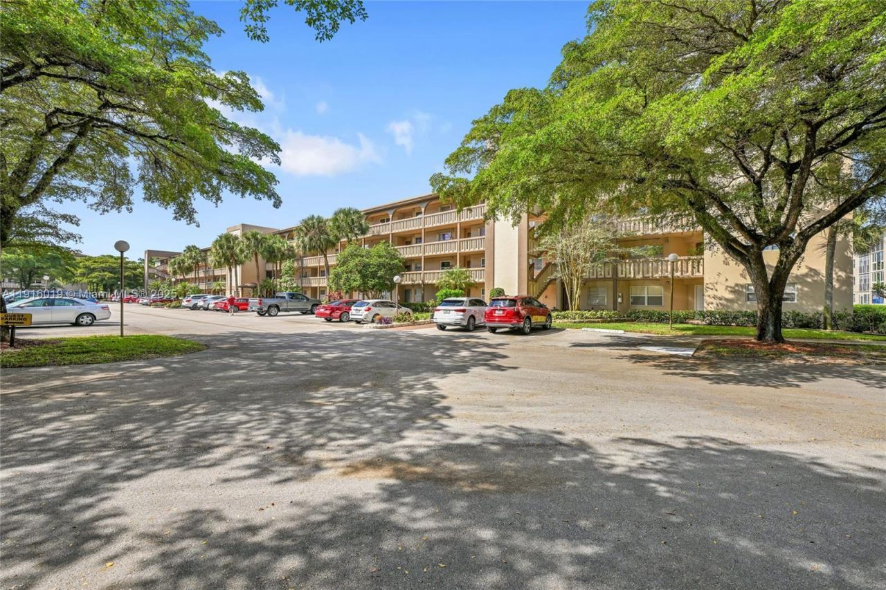 1703 Andros Isle, Unit G2, Coconut Creek, FL 33066 Photo