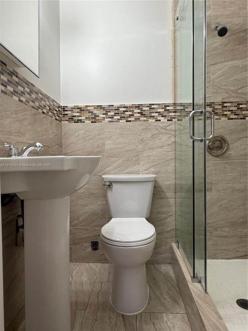 723 2nd St, Unit 1, Miami Beach, FL 33139 Photo