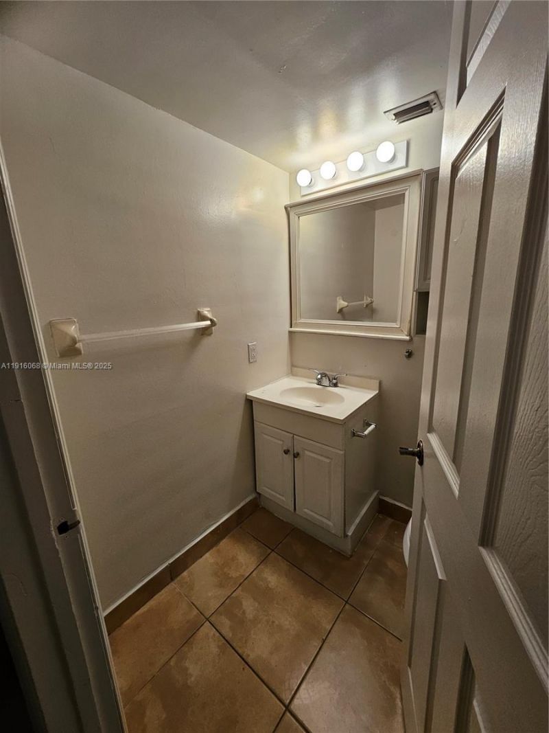 11570 NW 42nd St, Unit 11570, Coral Springs, FL 33065 Photo