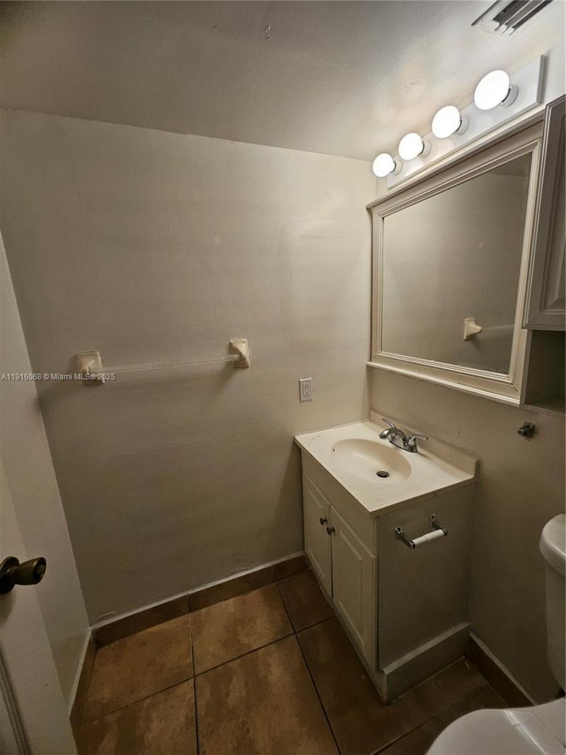 11570 NW 42nd St, Unit 11570, Coral Springs, FL 33065 Photo
