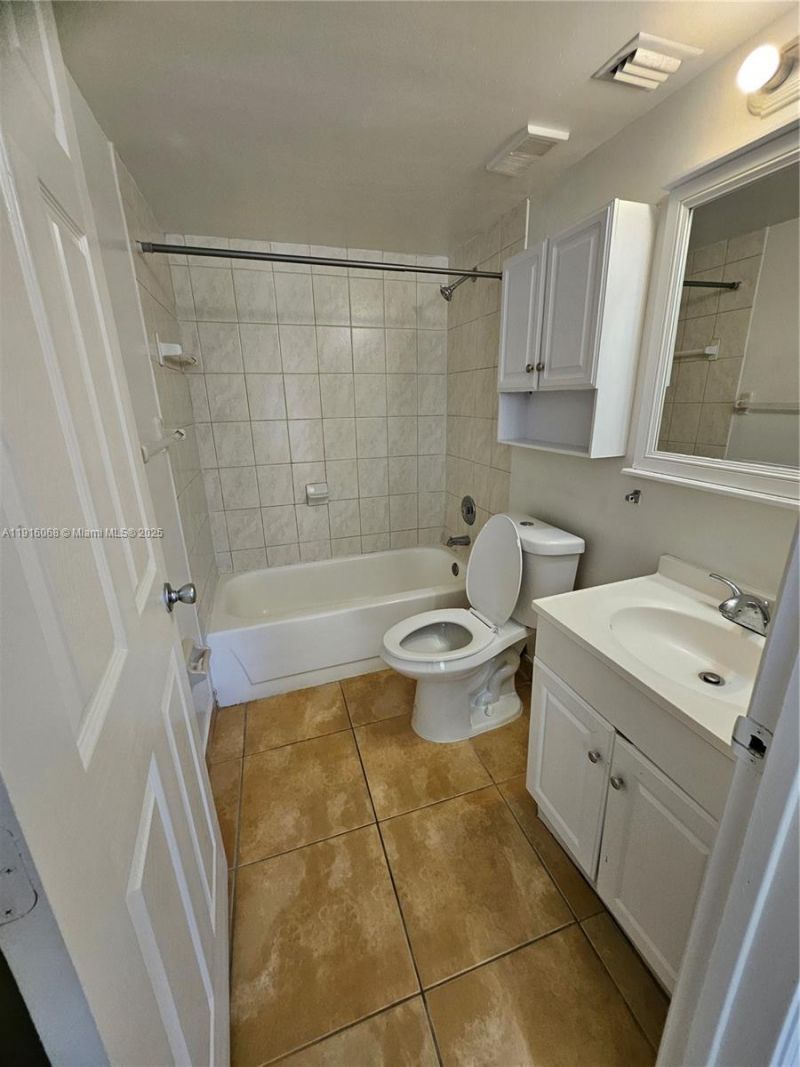 11570 NW 42nd St, Unit 11570, Coral Springs, FL 33065 Photo