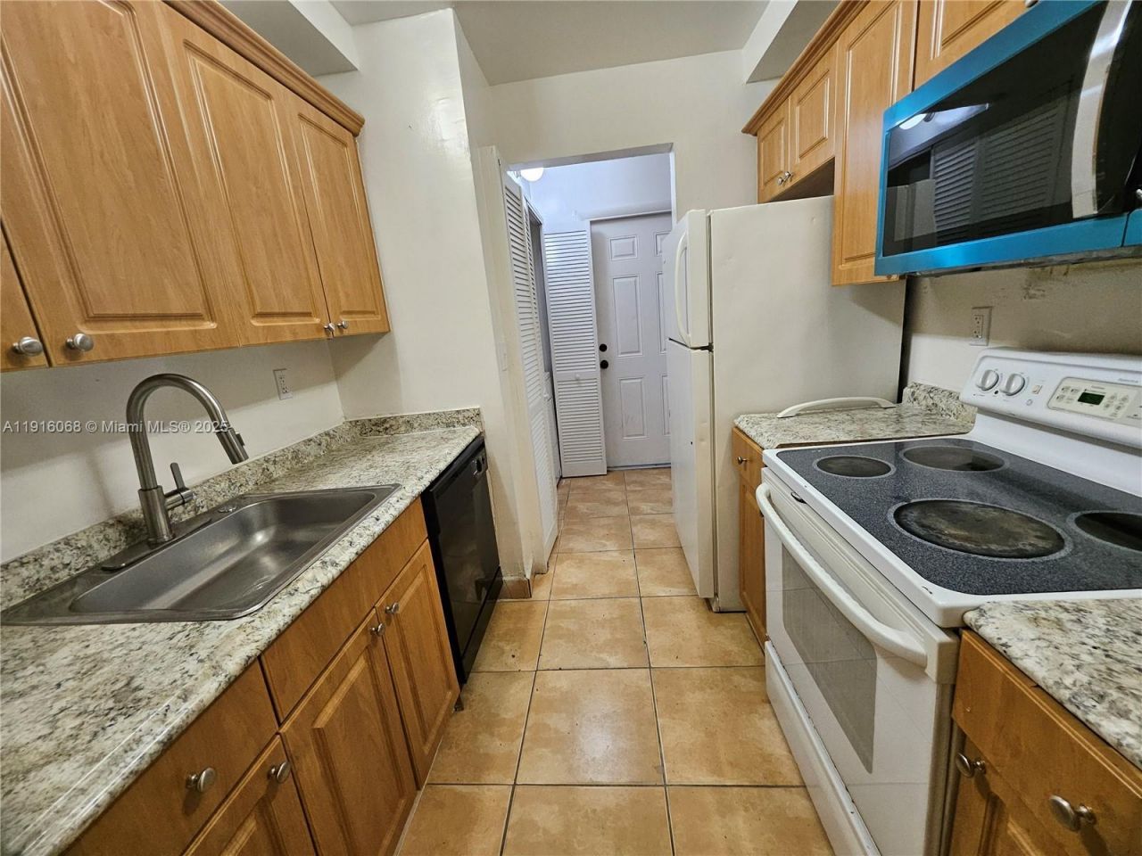 11570 NW 42nd St, Unit 11570, Coral Springs, FL 33065 Photo