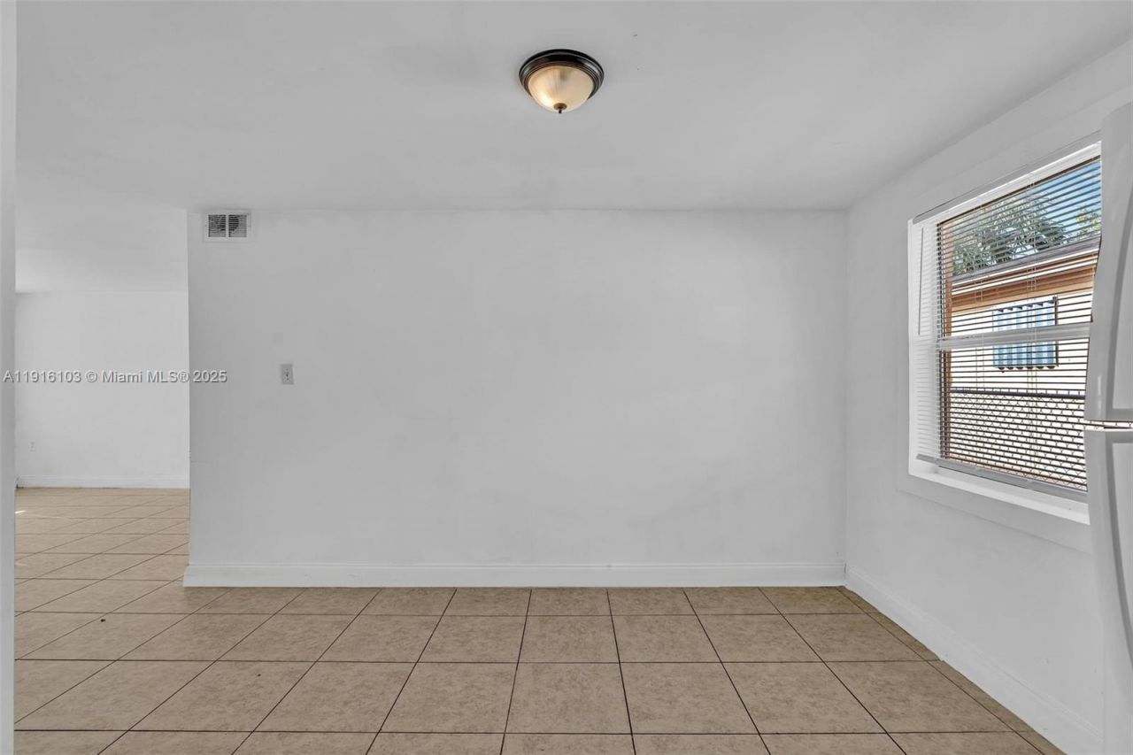 2800 NW 6th Ct, Fort Lauderdale, FL 33311 Photo